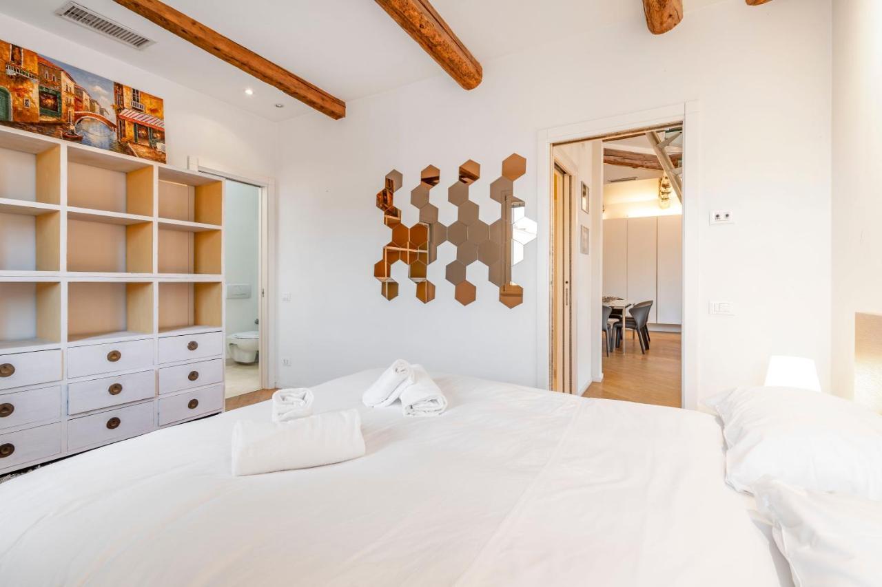 St. Mark Ca' Algi -Apartment With Beautiful Roof Terrace Венеция Екстериор снимка